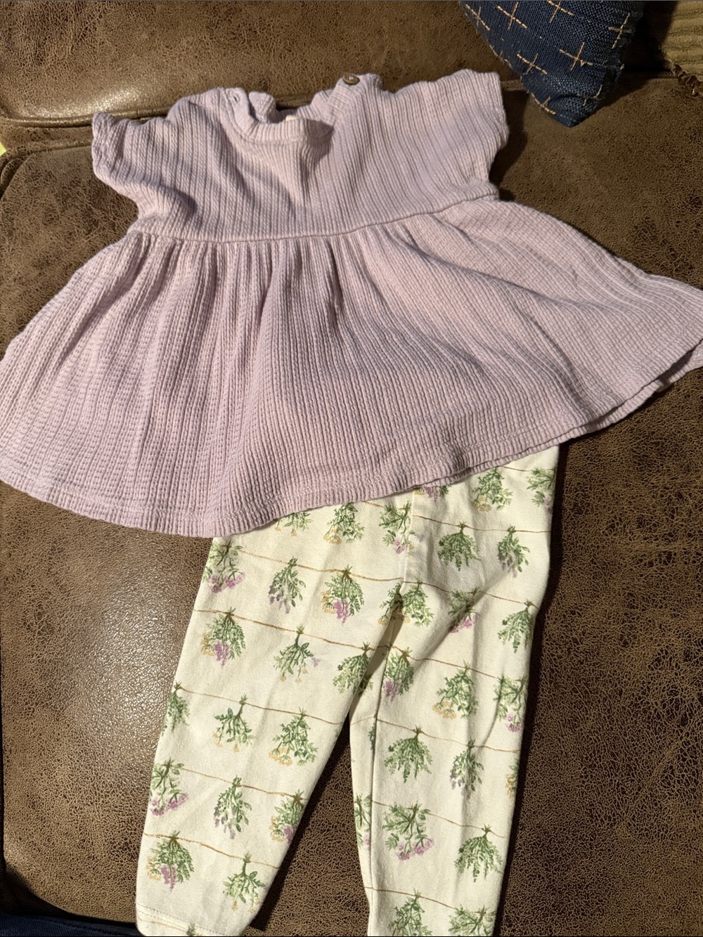 Burt's Bees Lavender Knit Top and Floral Cream Leggings Set